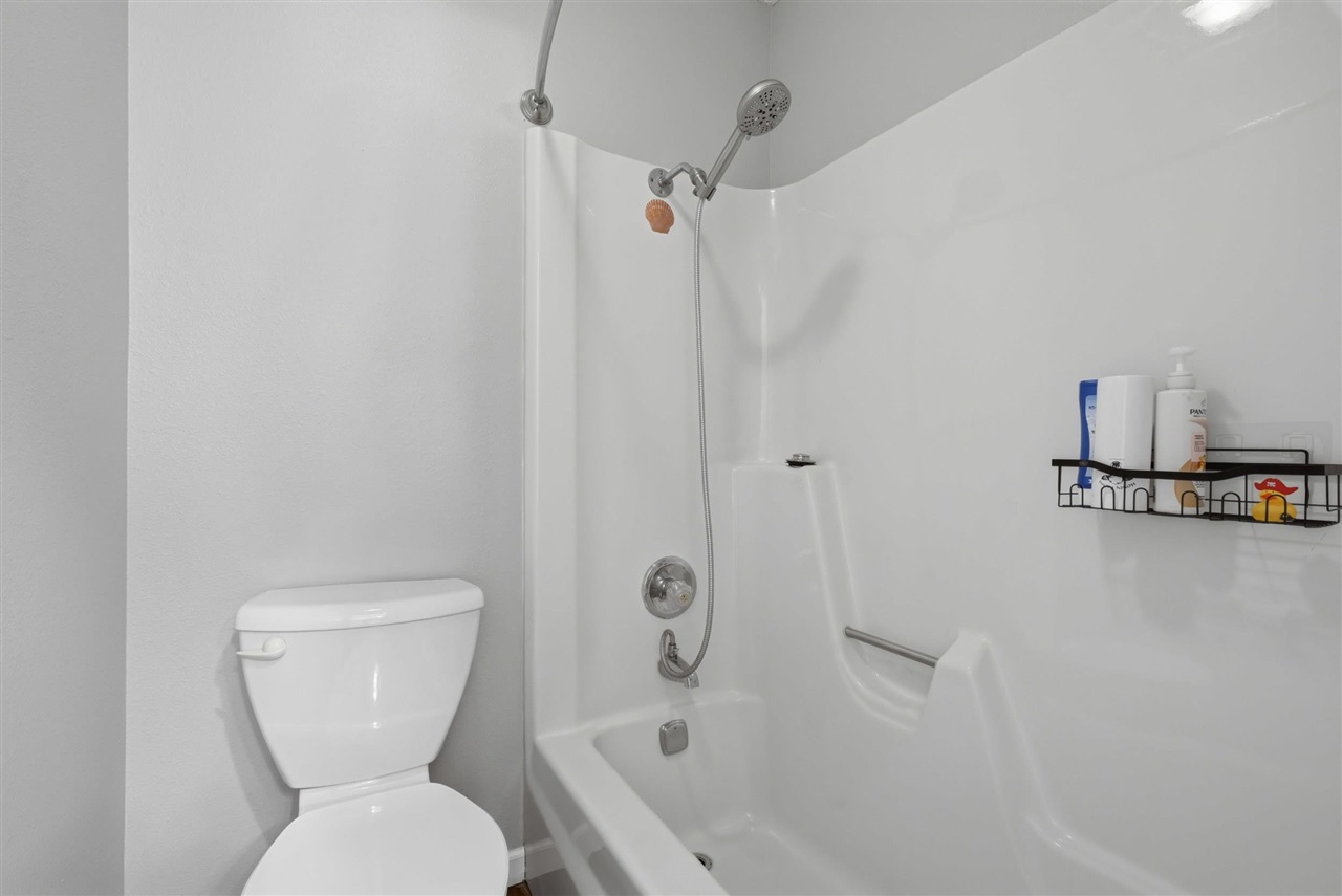 103 Valley Williamsburg IA 52361