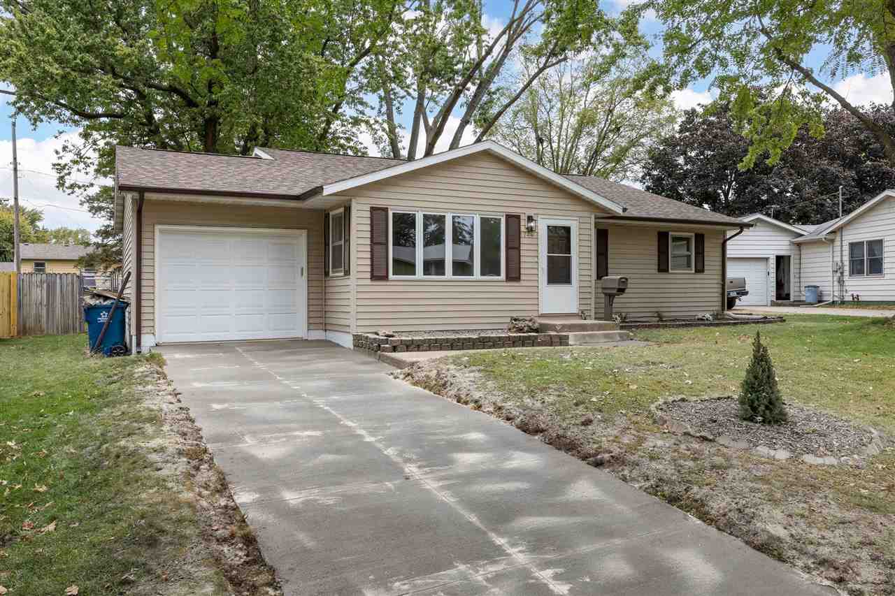 1244 Circle Drive Dewitt IA 52742