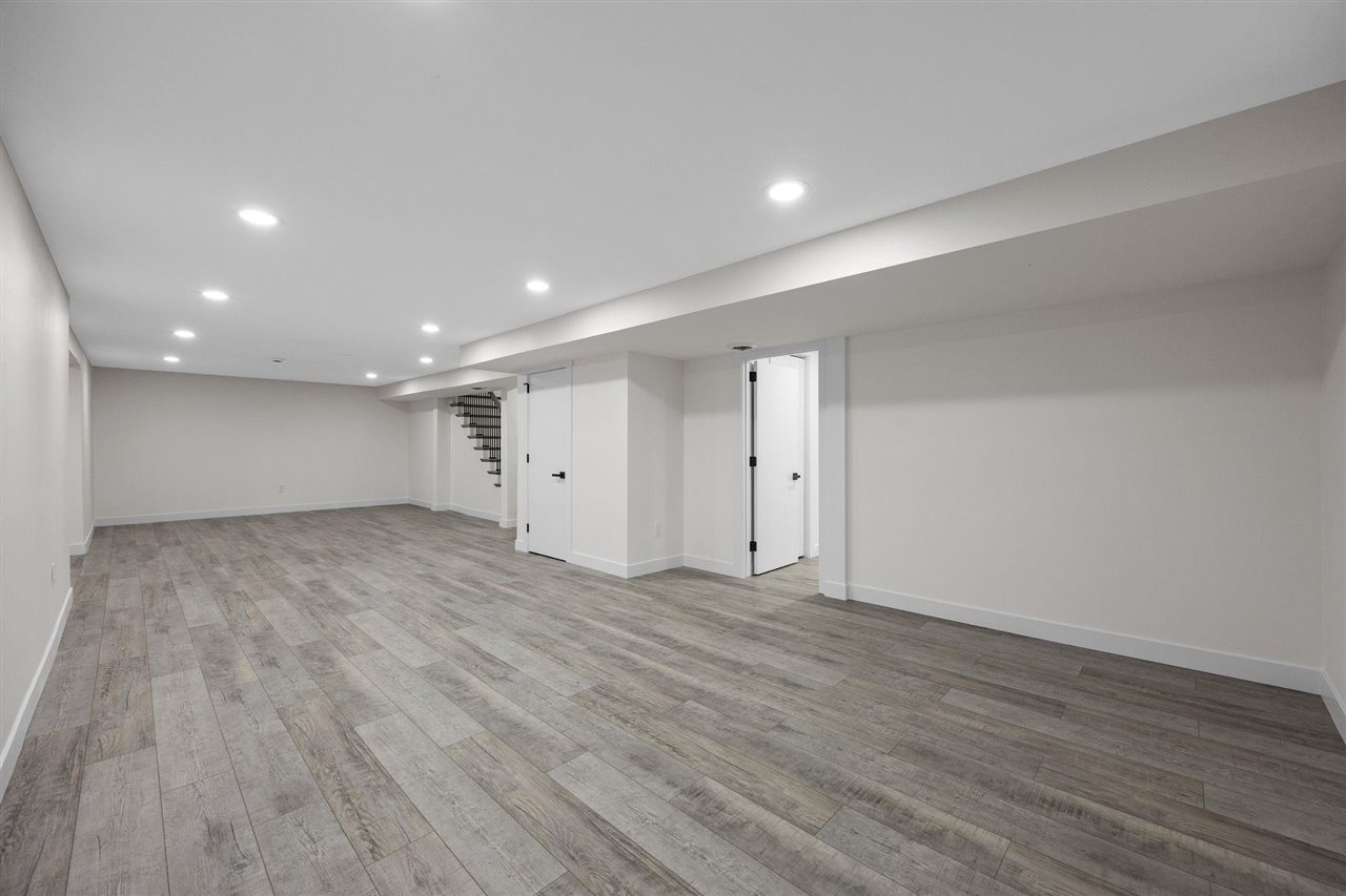 1244 Circle Drive Dewitt IA 52742