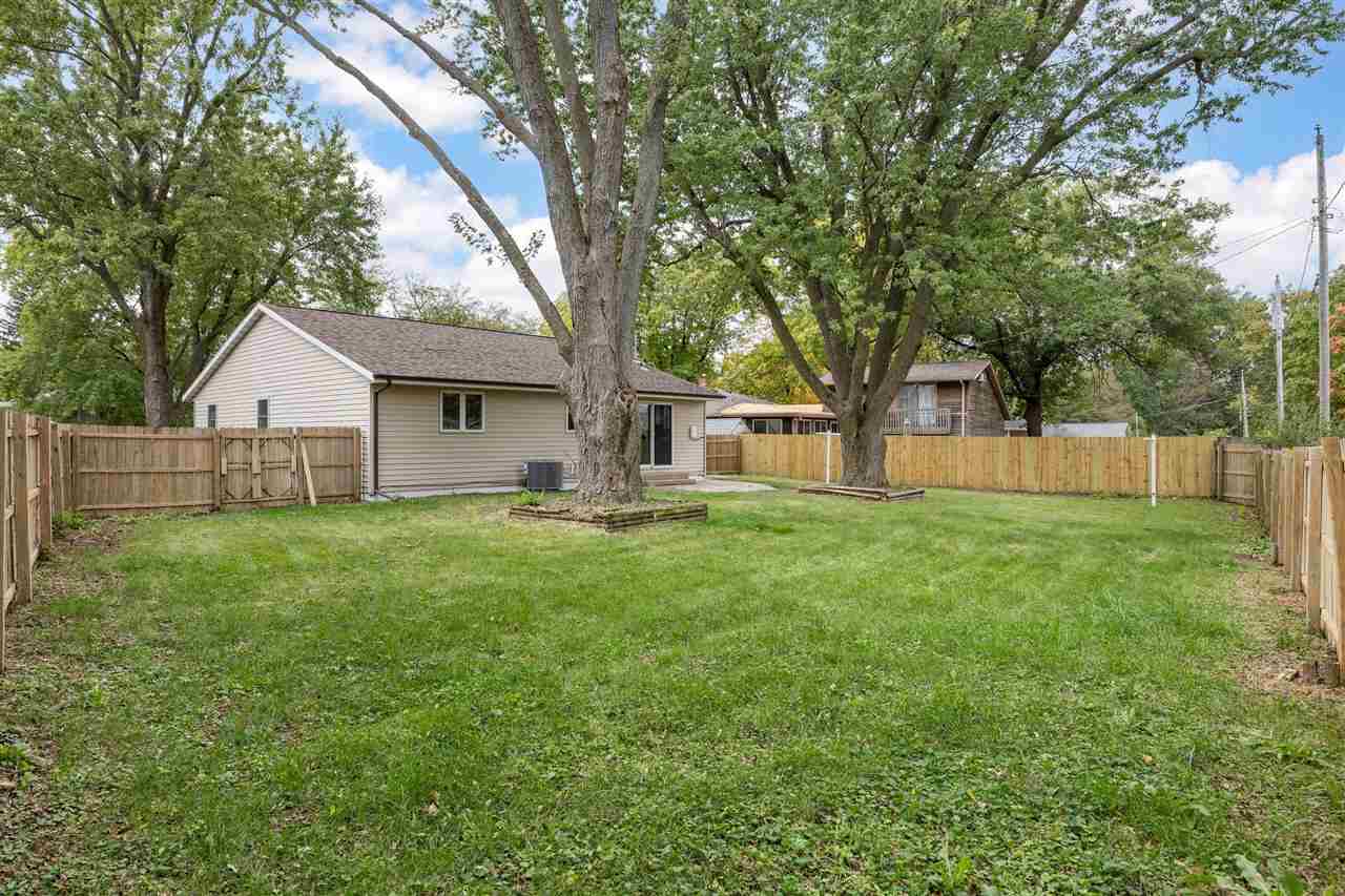 1244 Circle Drive Dewitt IA 52742