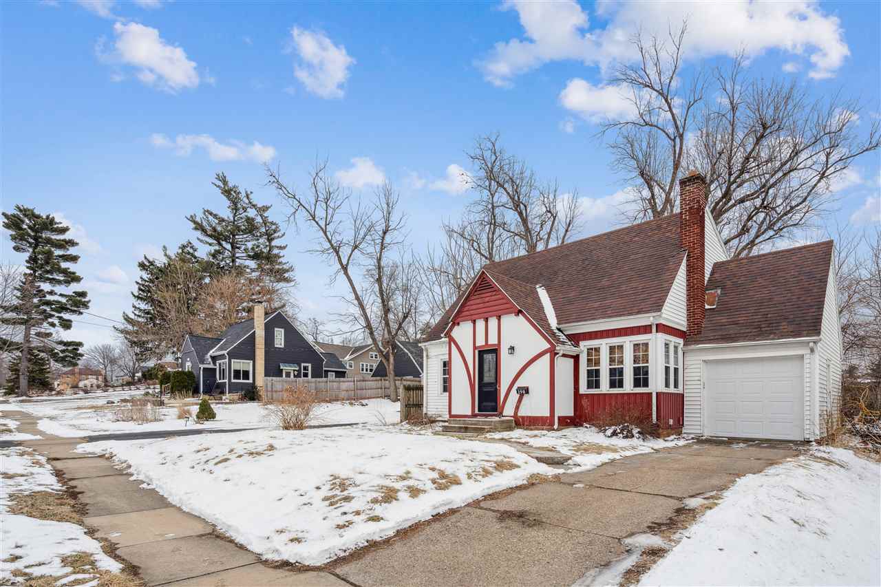 198 Forest Drive SE Cedar Rapids IA 52403