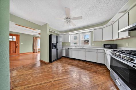 709 N Calhoun Street West Liberty IA 52776
