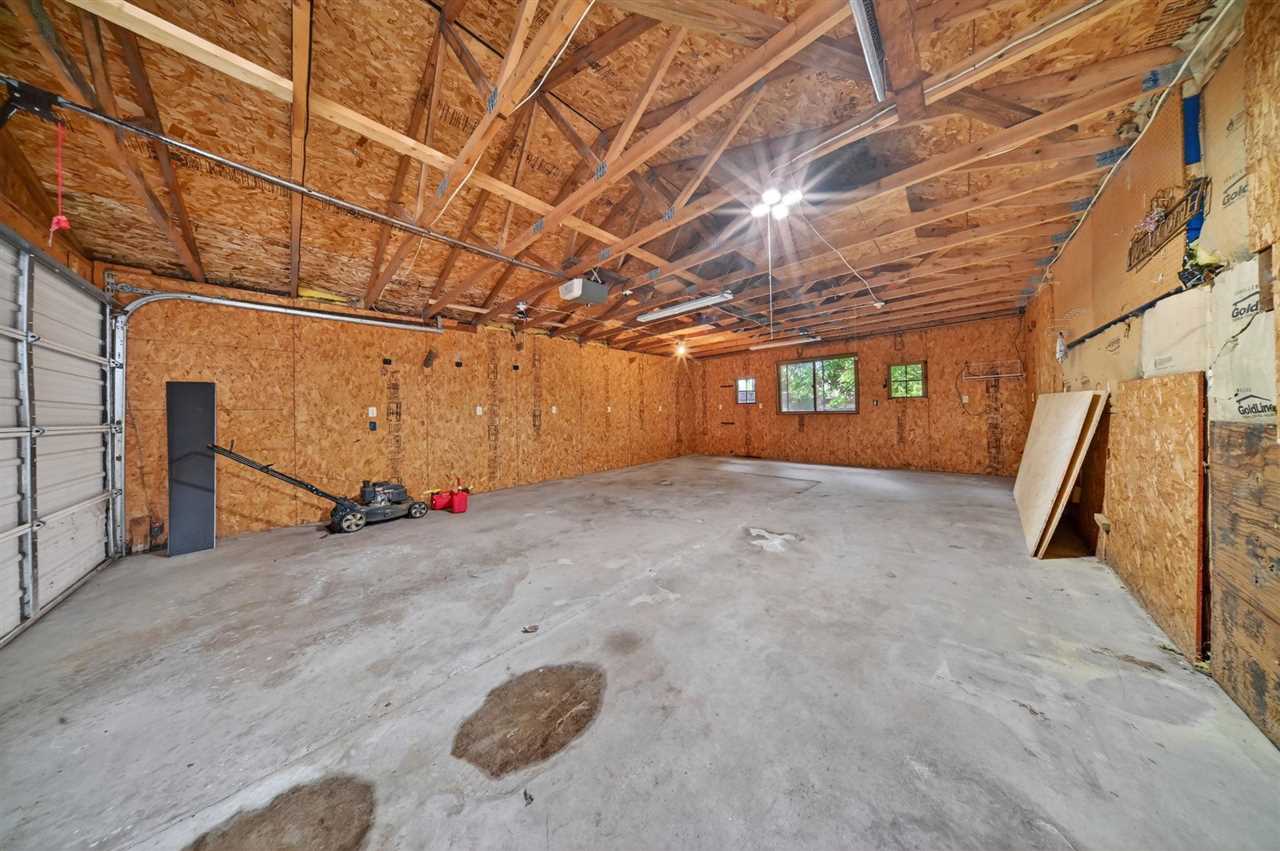 709 N Calhoun Street West Liberty IA 52776