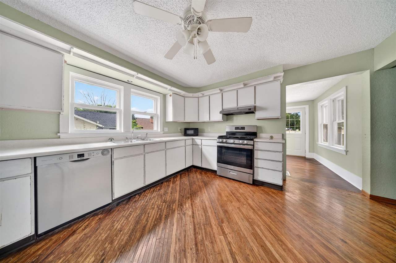 709 N Calhoun Street West Liberty IA 52776