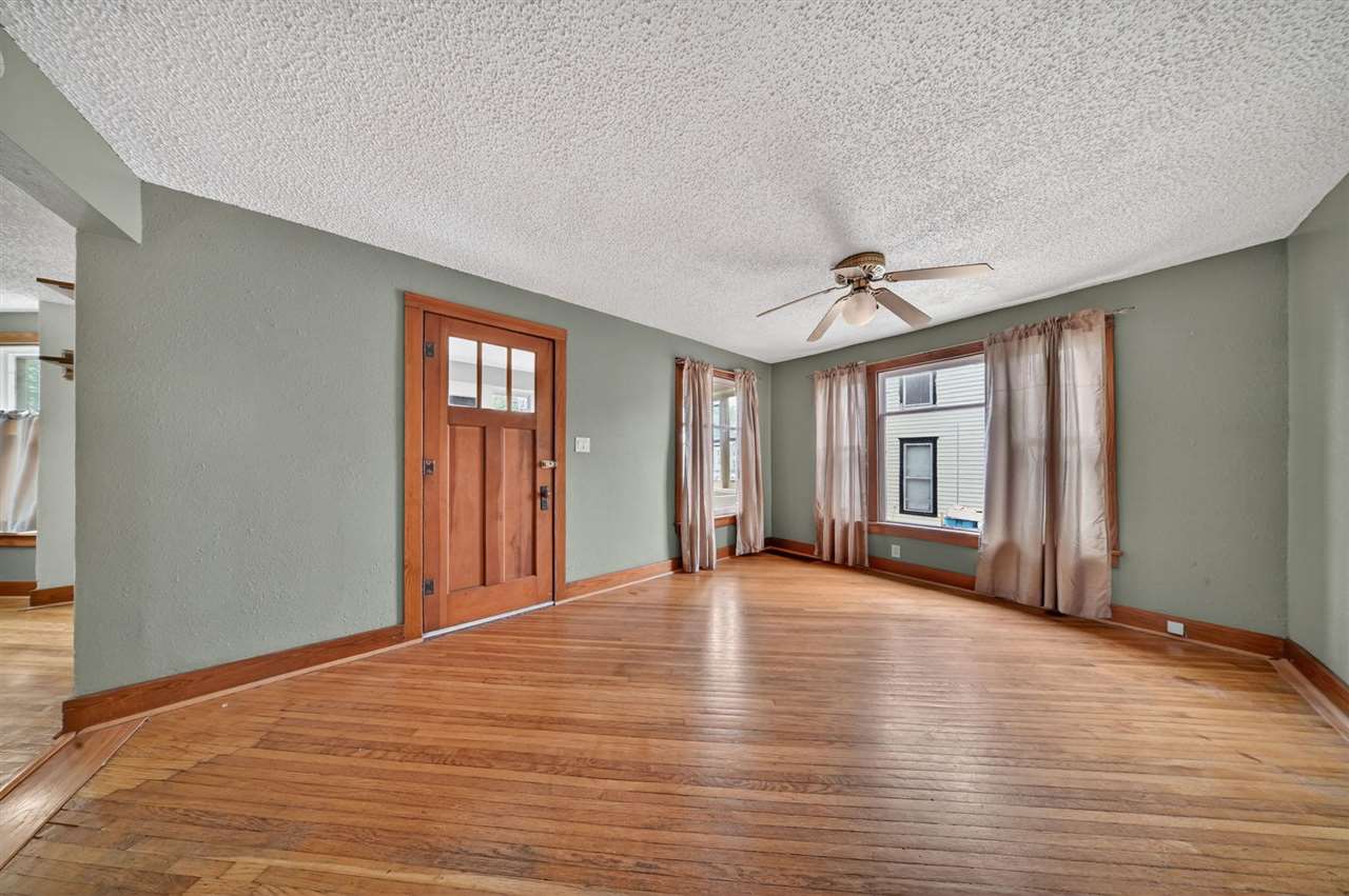709 N Calhoun Street West Liberty IA 52776