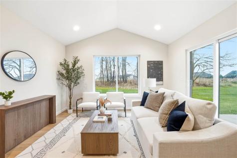 1902 Croell Avenue Tiffin IA 52340