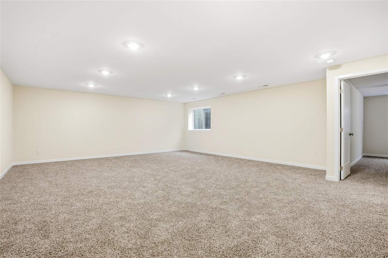 1902 Croell Avenue Tiffin IA 52340