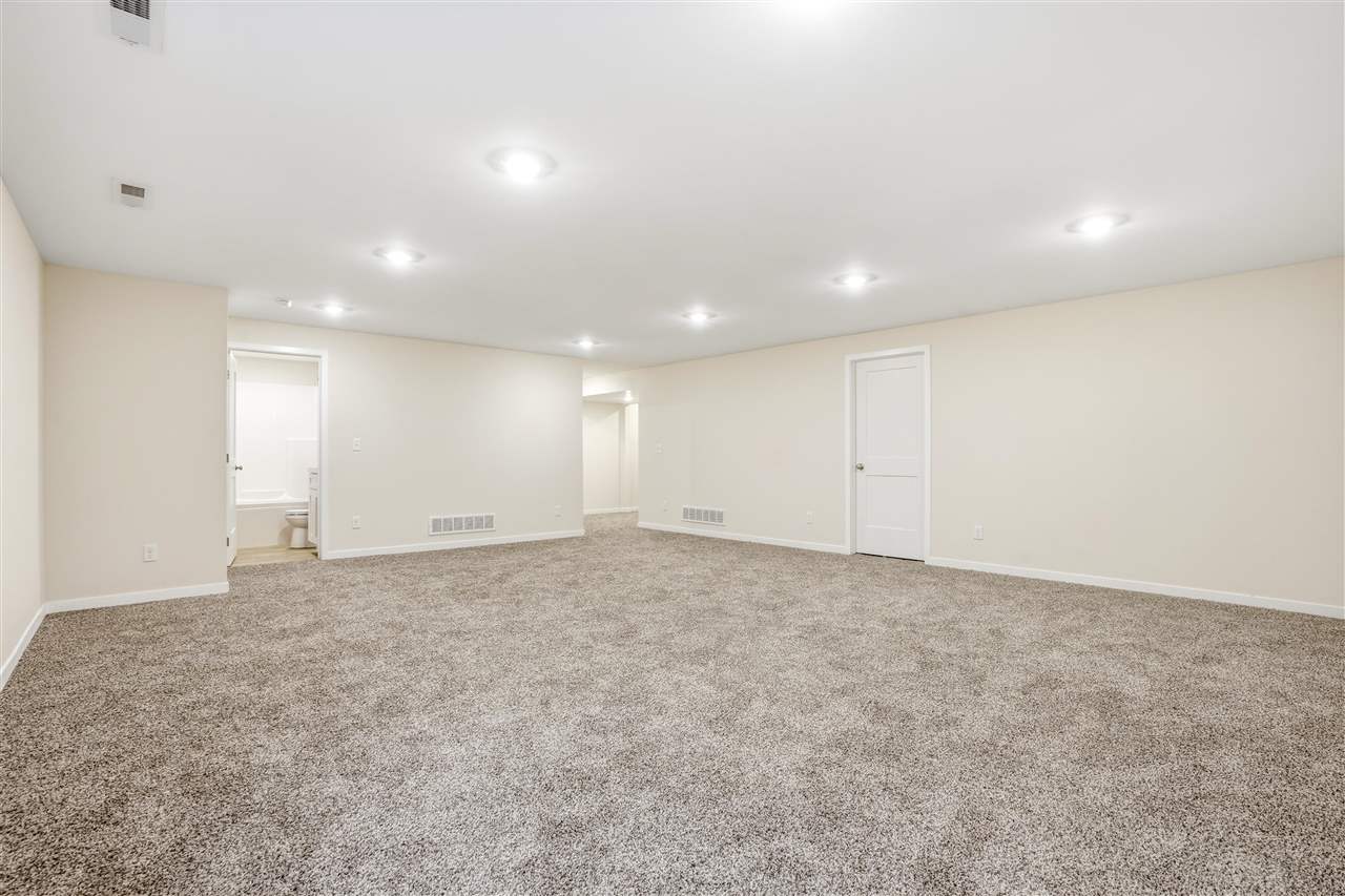 1902 Croell Avenue Tiffin IA 52340