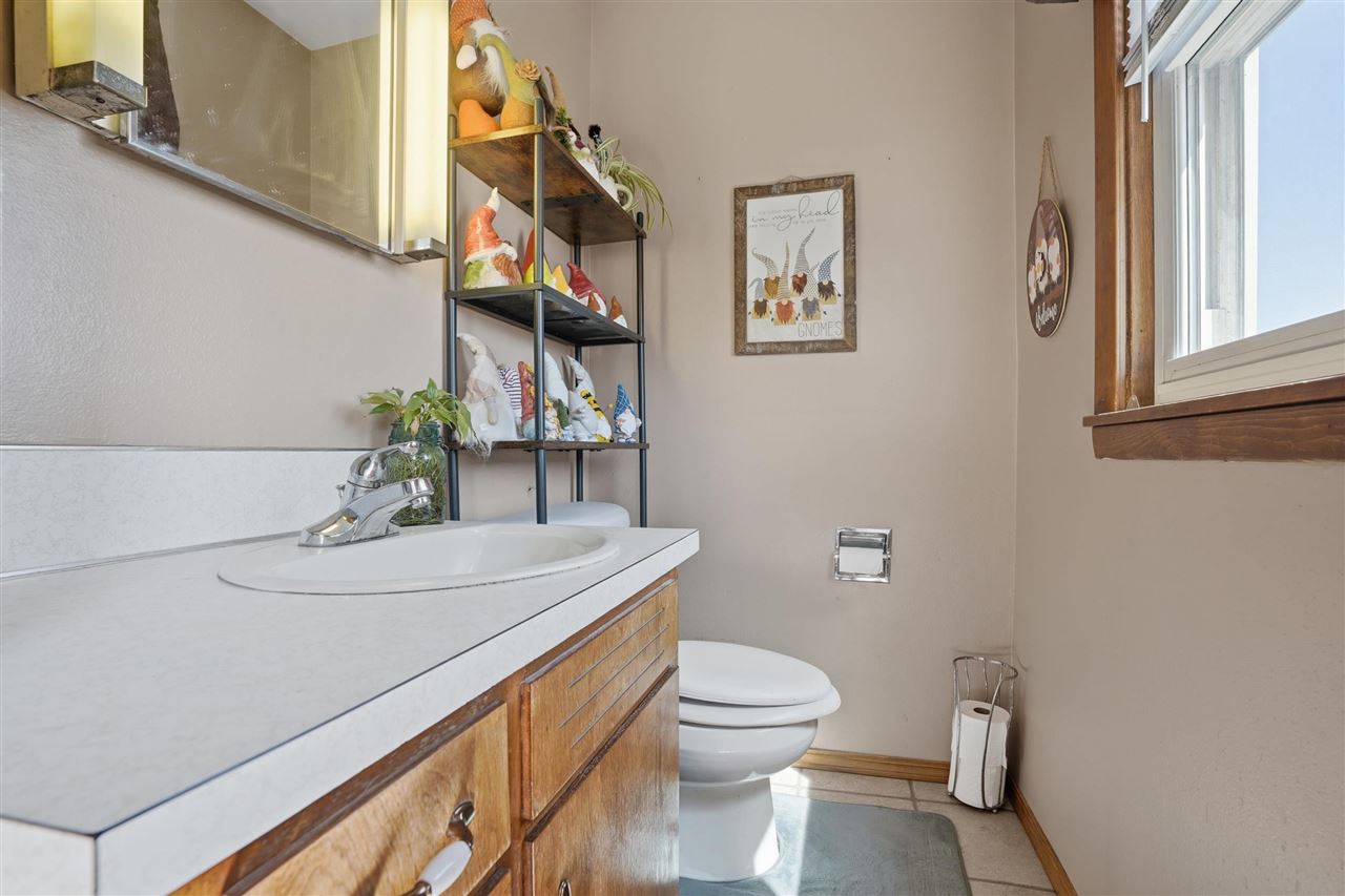 2762 F52 Trail Parnell IA 52325