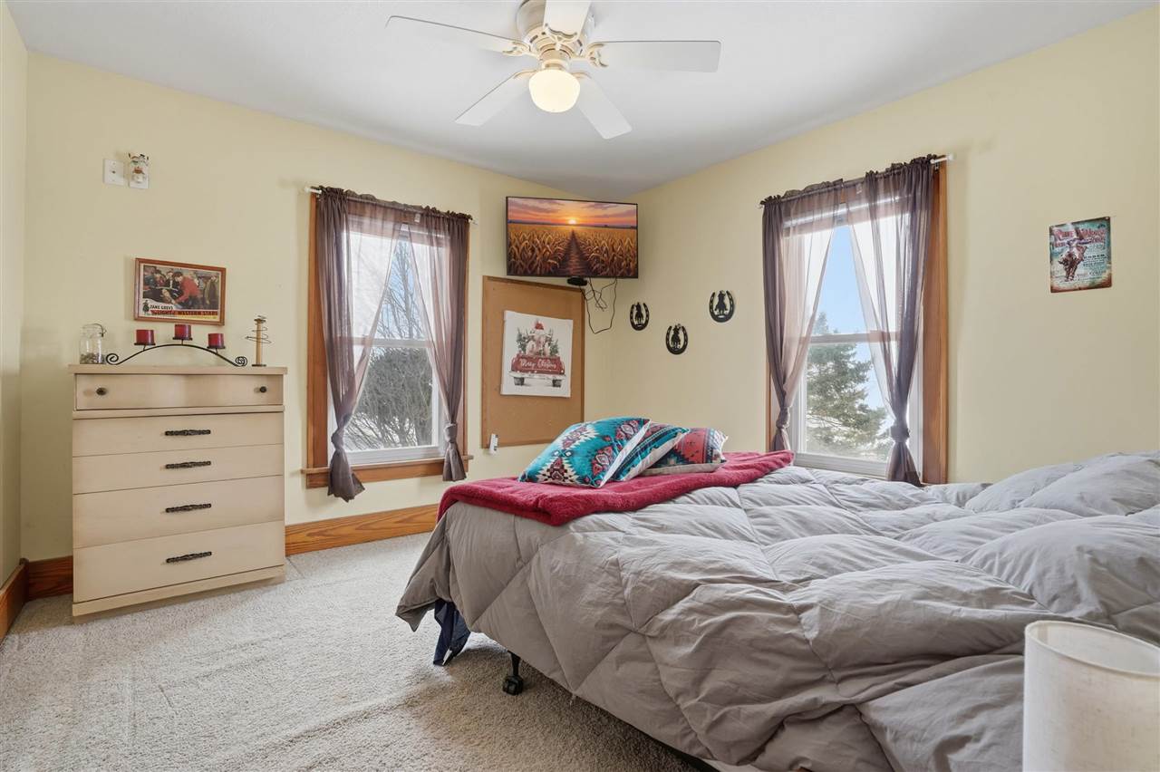 2762 F52 Trail Parnell IA 52325