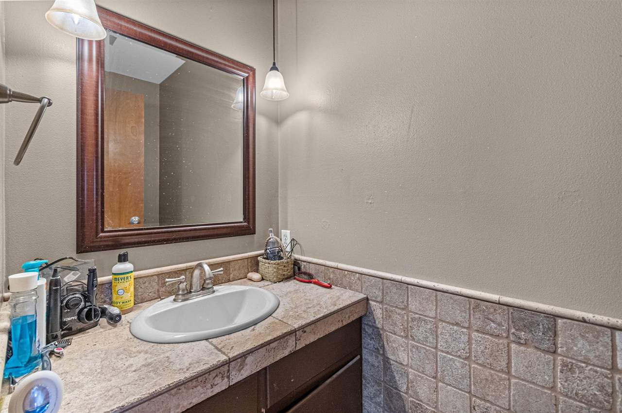 2520 Potomac Drive Iowa City IA 52245