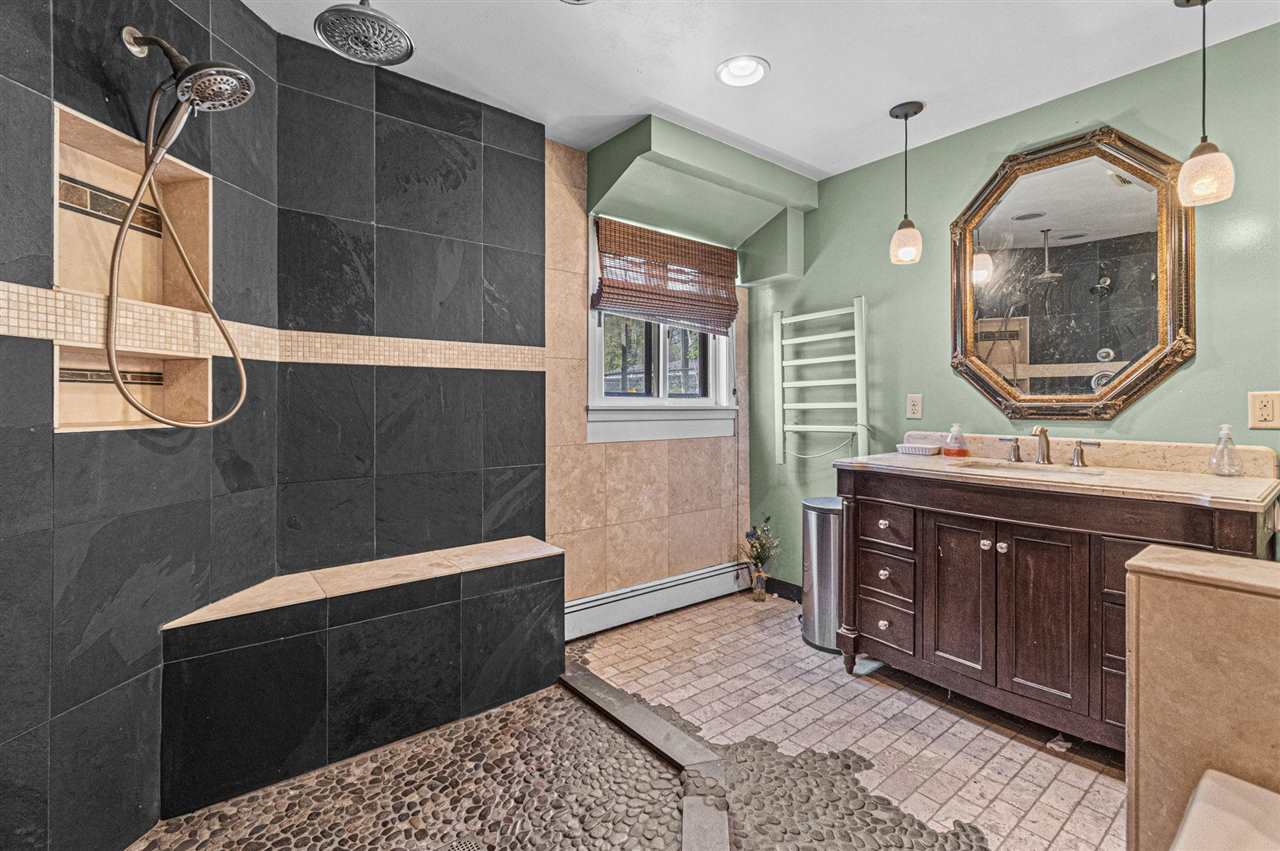 2520 Potomac Drive Iowa City IA 52245