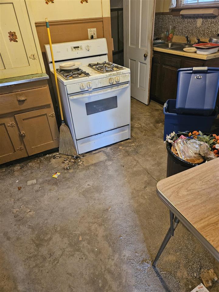 416 N Dodge Iowa City IA 52240