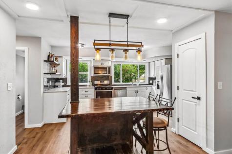 704 14th Avenue Coralville IA 52241