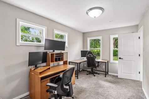 704 14th Avenue Coralville IA 52241