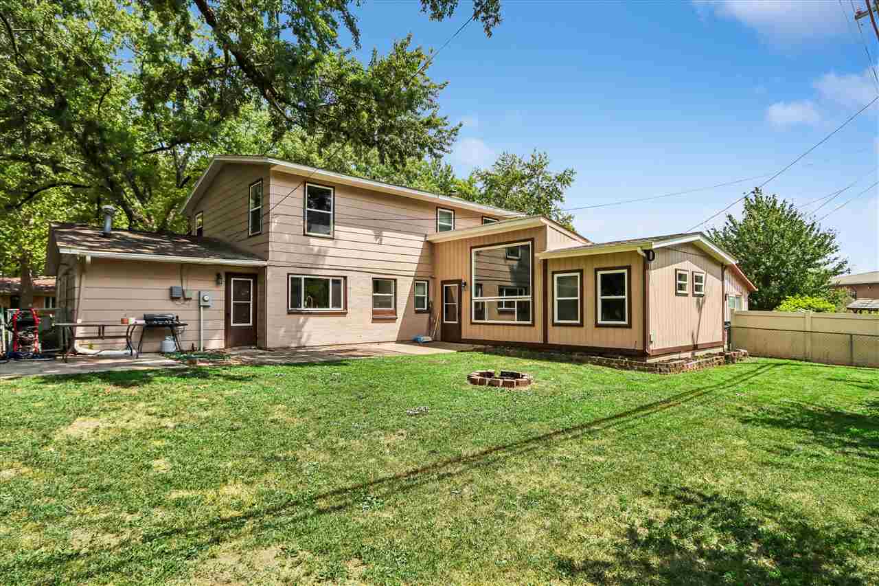 704 14th Avenue Coralville IA 52241
