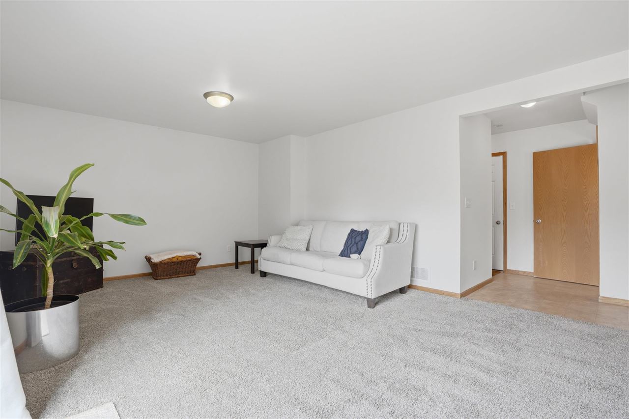 7 Ambrose Court Coralville IA 52241