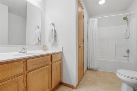 7 Ambrose Court Coralville IA 52241