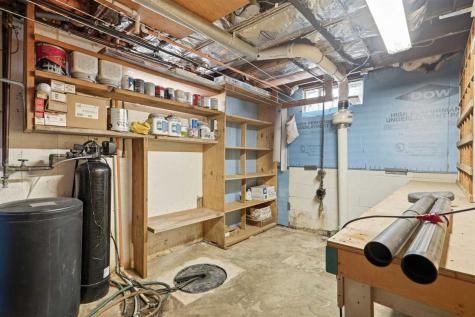 703 E State Williamsburg IA 52361