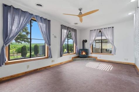 703 E State Williamsburg IA 52361