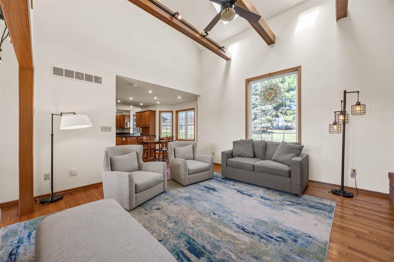 942 Bluffwood Drive Iowa City IA 52245