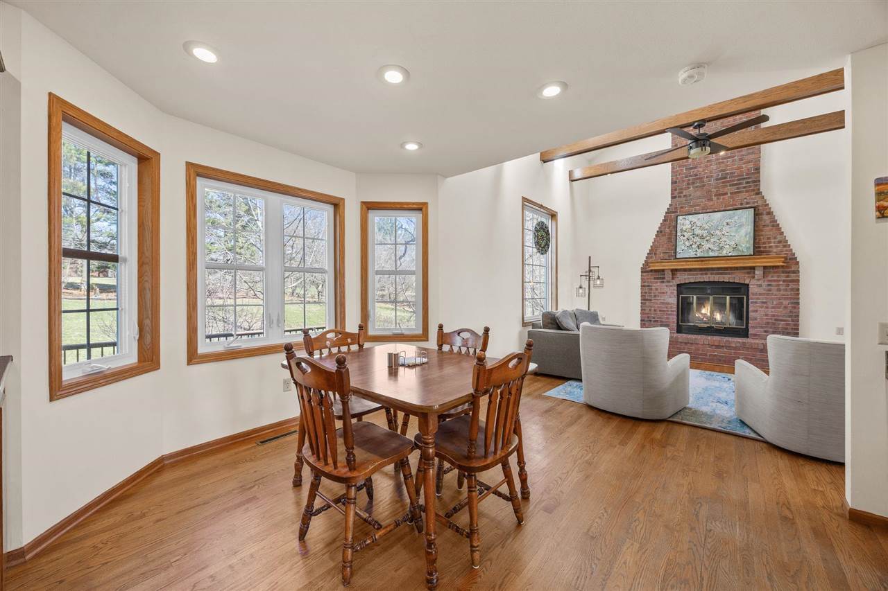 942 Bluffwood Drive Iowa City IA 52245