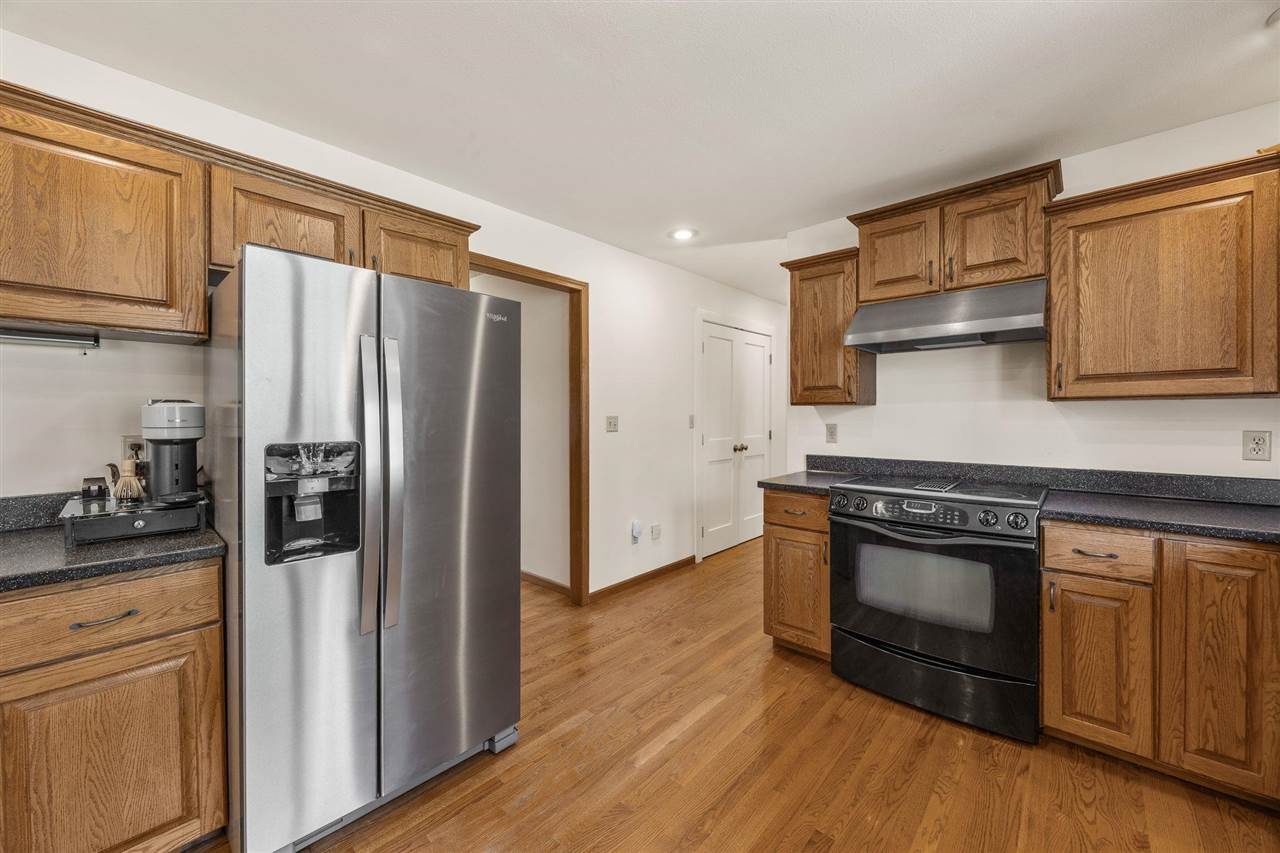 942 Bluffwood Drive Iowa City IA 52245
