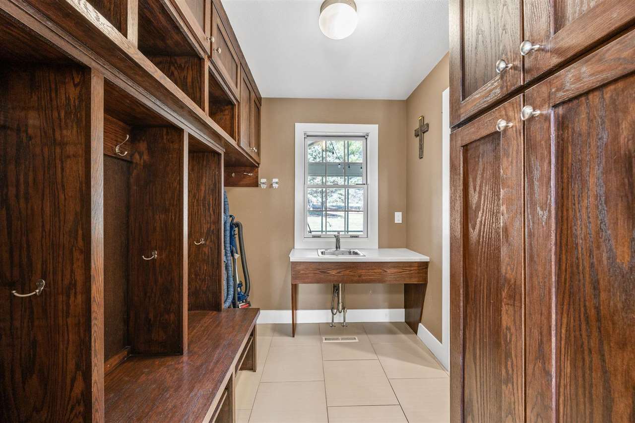 942 Bluffwood Drive Iowa City IA 52245