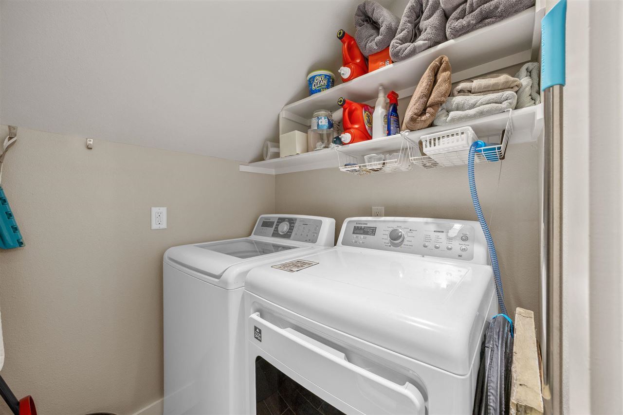 942 Bluffwood Drive Iowa City IA 52245