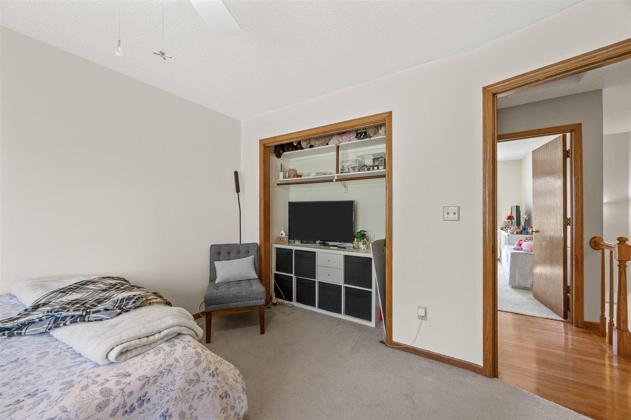 942 Bluffwood Drive Iowa City IA 52245