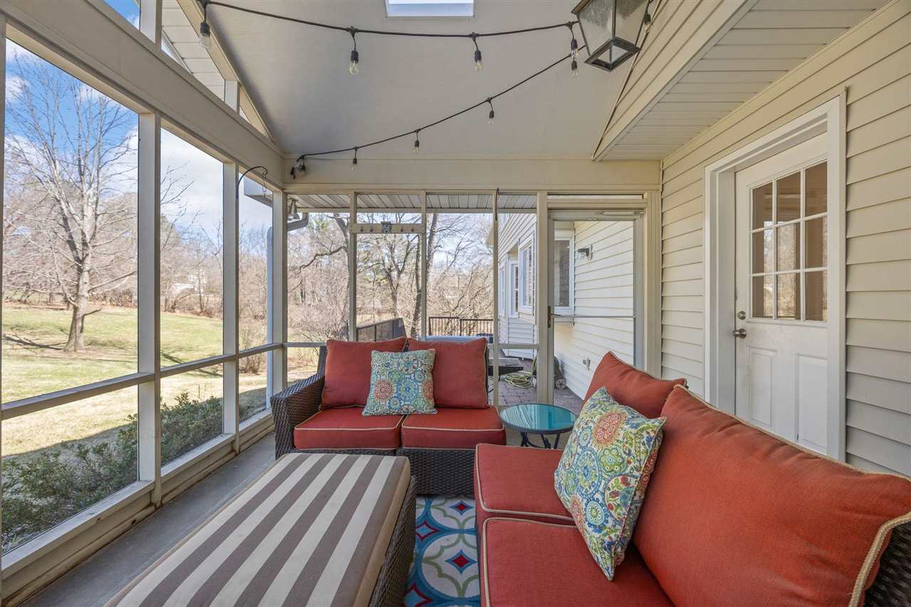 942 Bluffwood Drive Iowa City IA 52245