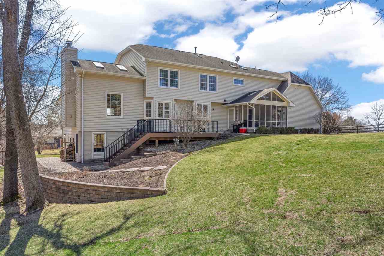 942 Bluffwood Drive Iowa City IA 52245