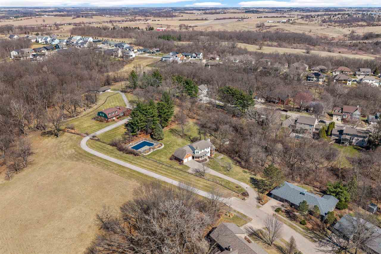 942 Bluffwood Drive Iowa City IA 52245