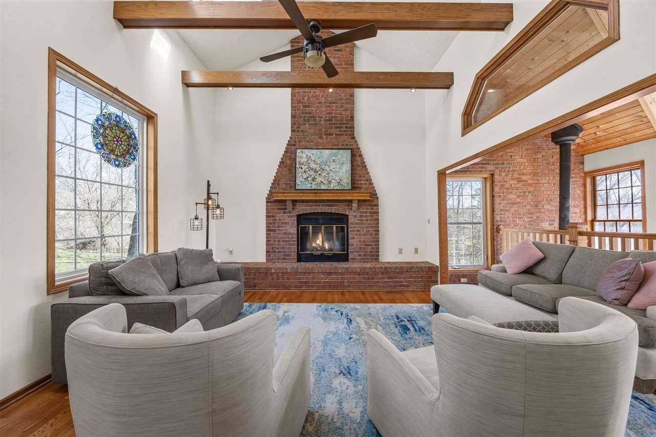 942 Bluffwood Drive Iowa City IA 52245