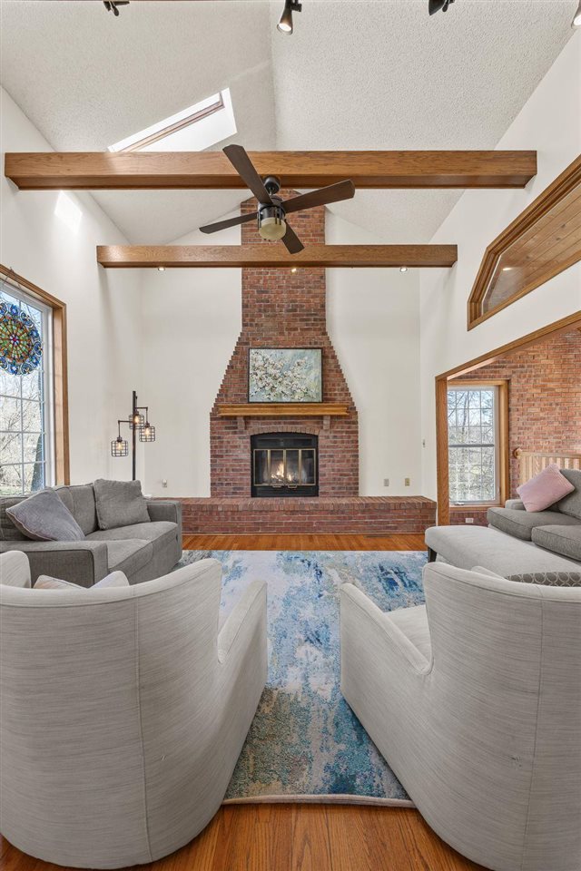 942 Bluffwood Drive Iowa City IA 52245