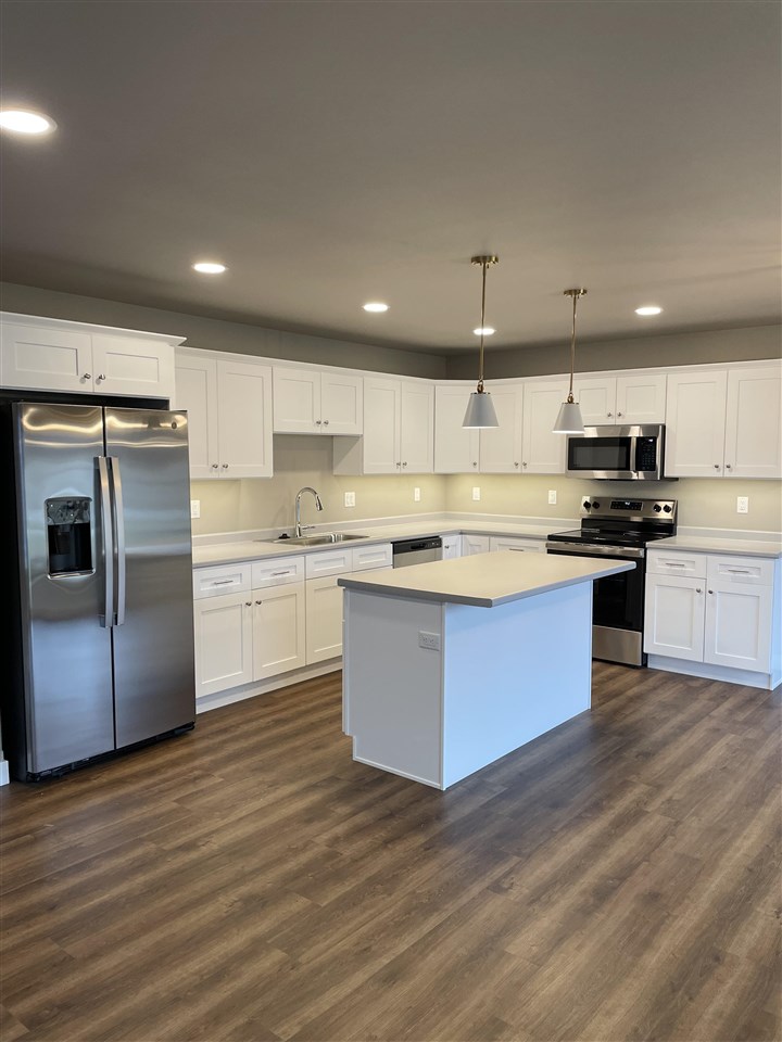 800 Armands Lane Tiffin IA 52340