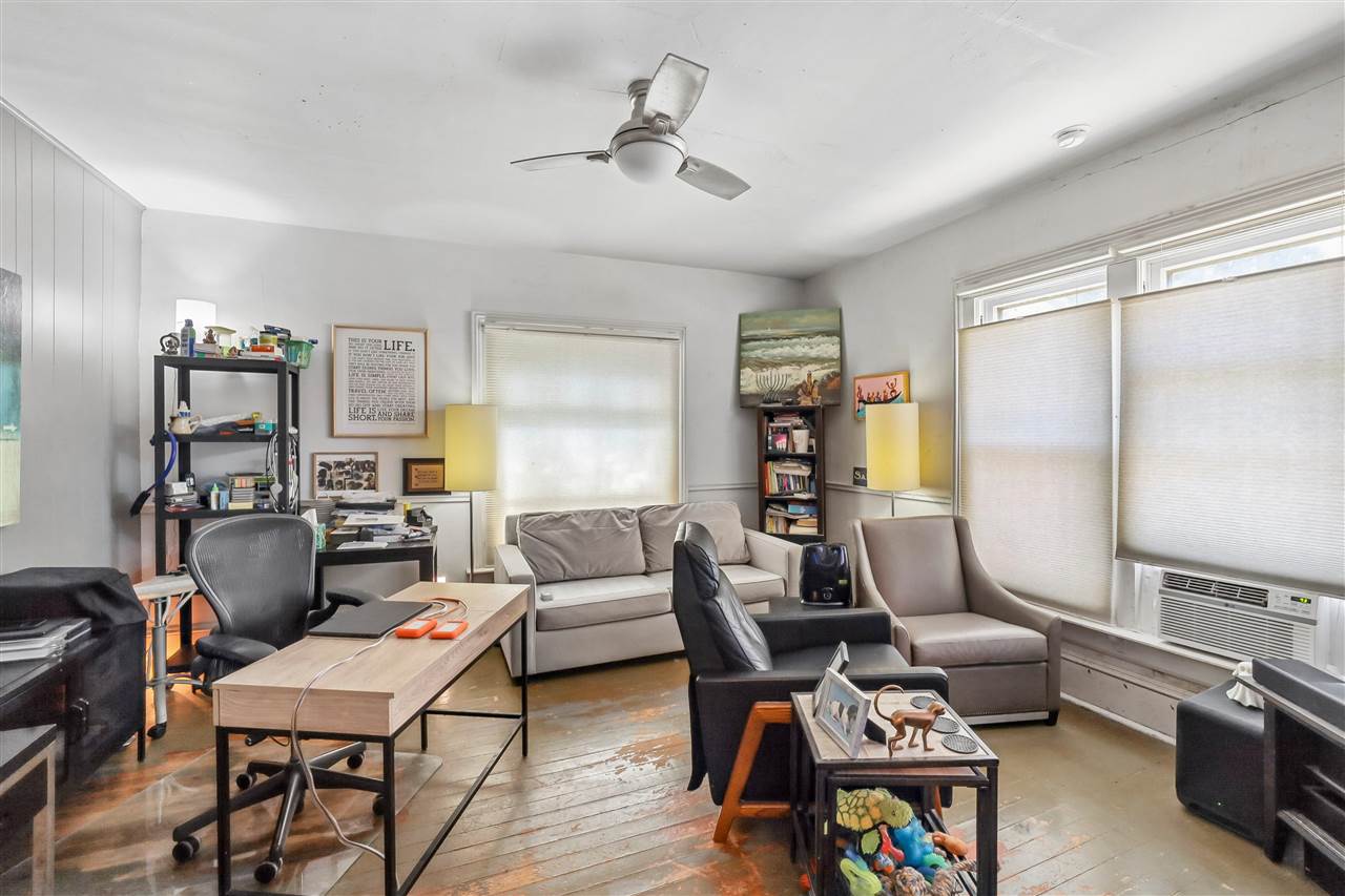 816 Clark Street Iowa City IA 52240