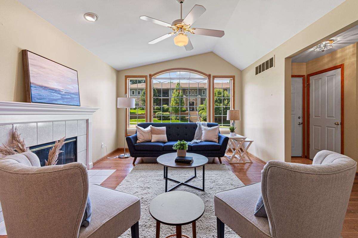 612 N 1st Avenue Iowa City IA 52245