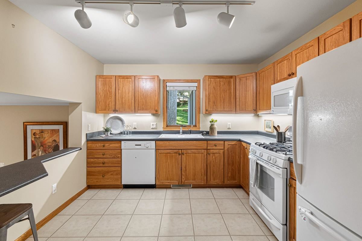 612 N 1st Avenue Iowa City IA 52245