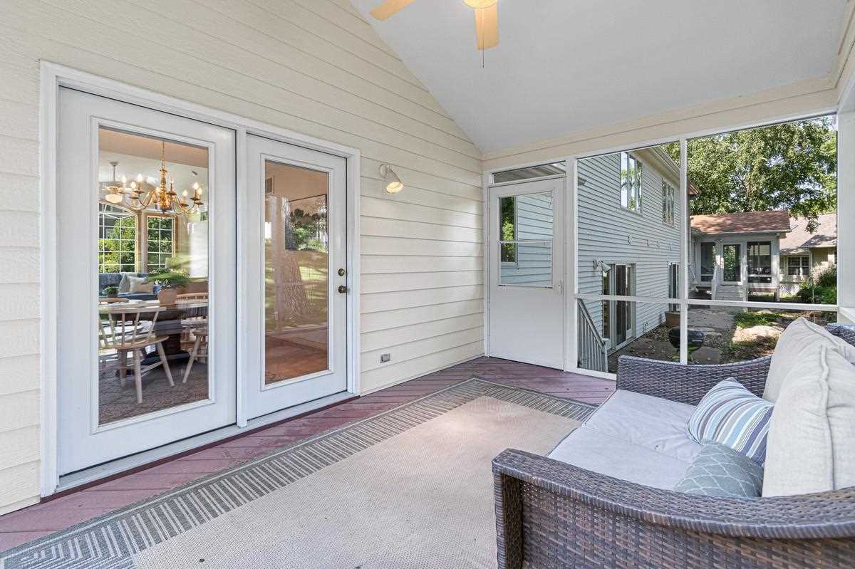 612 N 1st Avenue Iowa City IA 52245