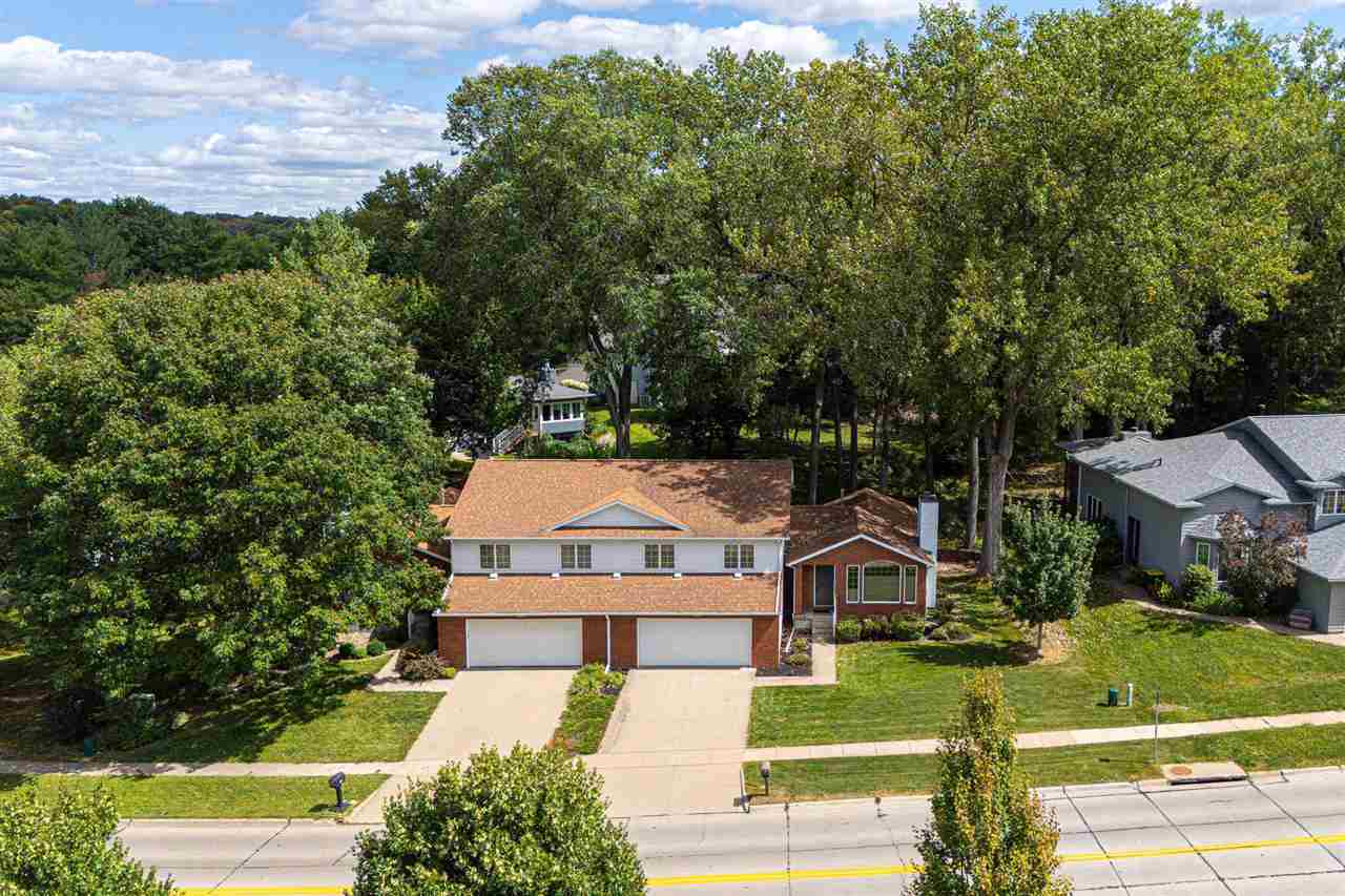 612 N 1st Avenue Iowa City IA 52245