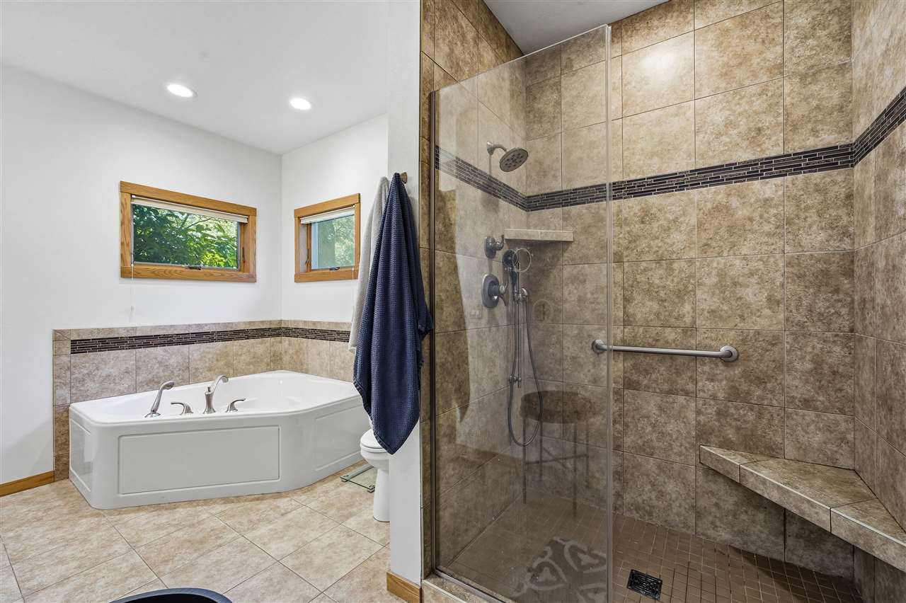 60 Marietta Avenue Iowa City IA 52246