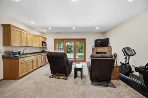 60 Marietta Avenue Iowa City IA 52246