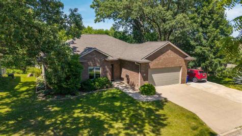 60 Marietta Avenue Iowa City IA 52246