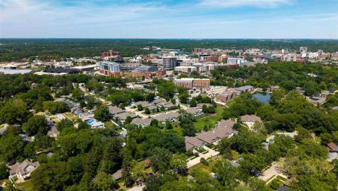 60 Marietta Avenue Iowa City IA 52246