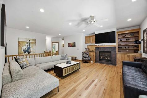 60 Marietta Avenue Iowa City IA 52246