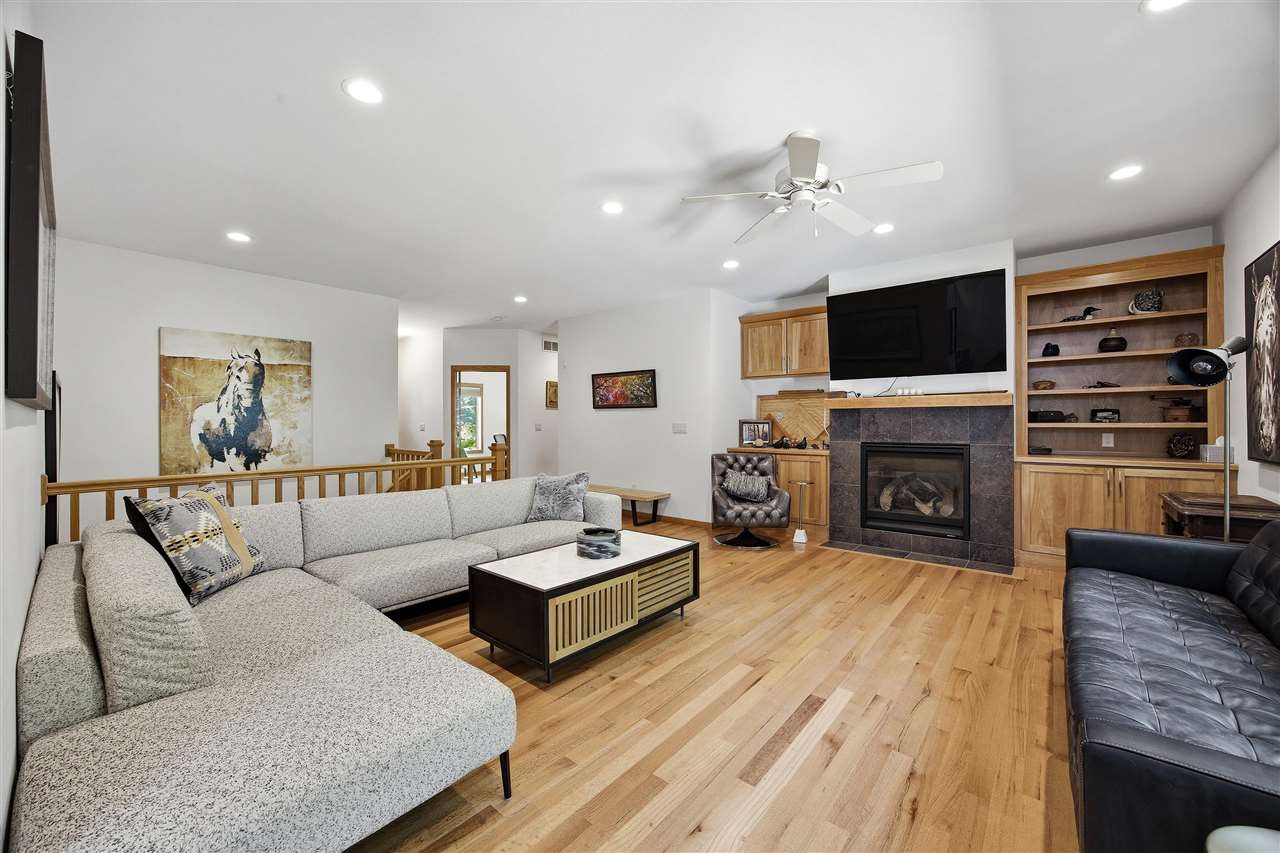 60 Marietta Avenue Iowa City IA 52246