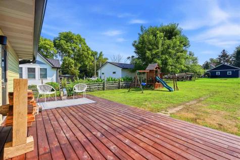 610 S Dubuque Street Solon IA 52333