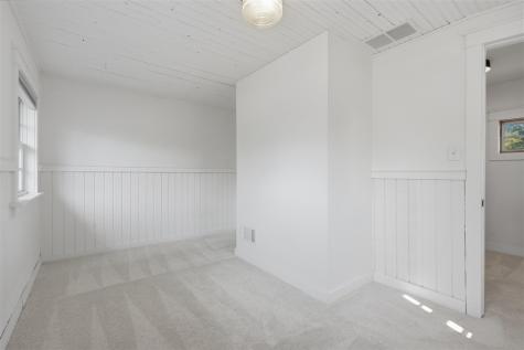 610 S Dubuque Street Solon IA 52333