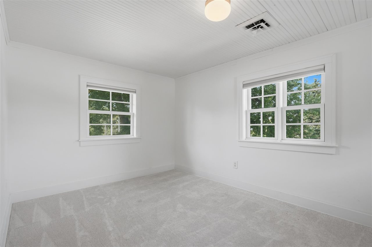 610 S Dubuque Street Solon IA 52333